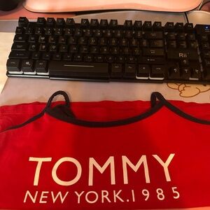 Tommy Hilfiger crop top